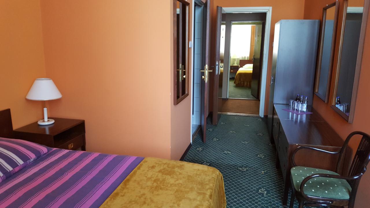 Hotel Restauracja Pustelnik Wisla Mala Eksteriør bilde
